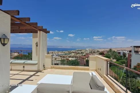 فيلا فاخرة في تالابي العقبة للبيع