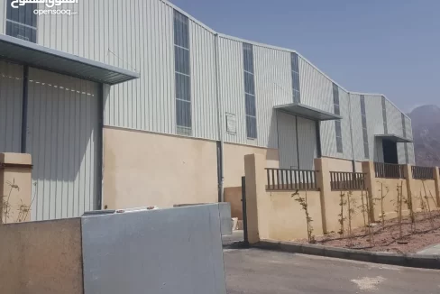 هناجر للبيع في العقبة